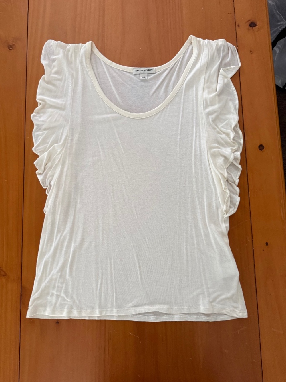 Banana Republic Cream Ruffle Flutter Sleeve Scoop Neck Tee Top